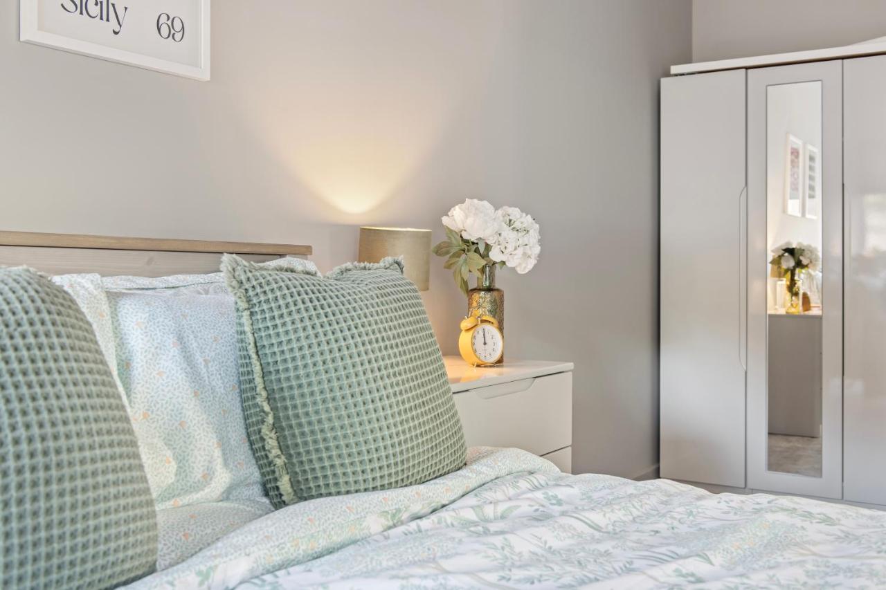 Brand New 1-Bed Flat With Free Parking Villa Nottingham Luaran gambar